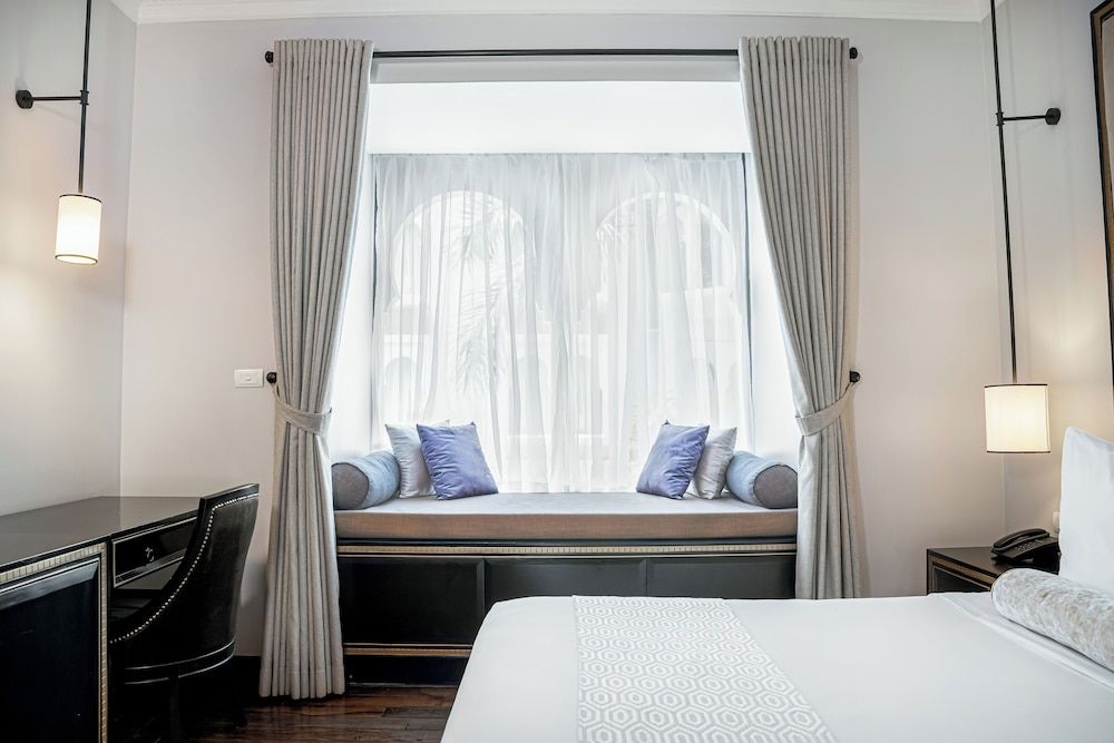 Sarai Resort & Spa and Wander by Sarai Gold Chamber Double Pool View 2