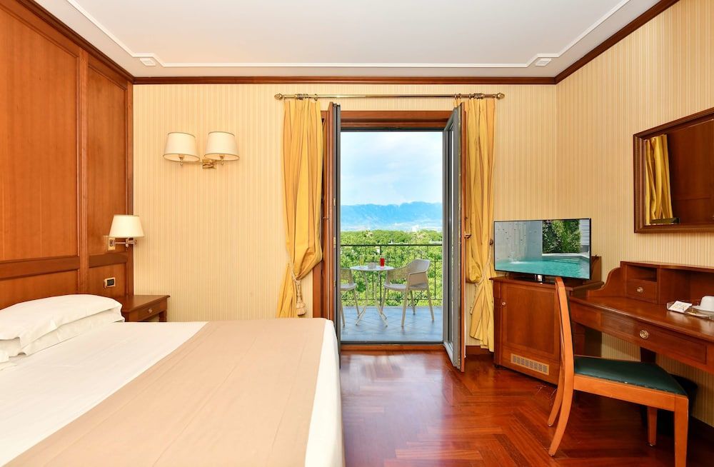 Best Western Hotel Ferrari Superior Room, Multiple Beds