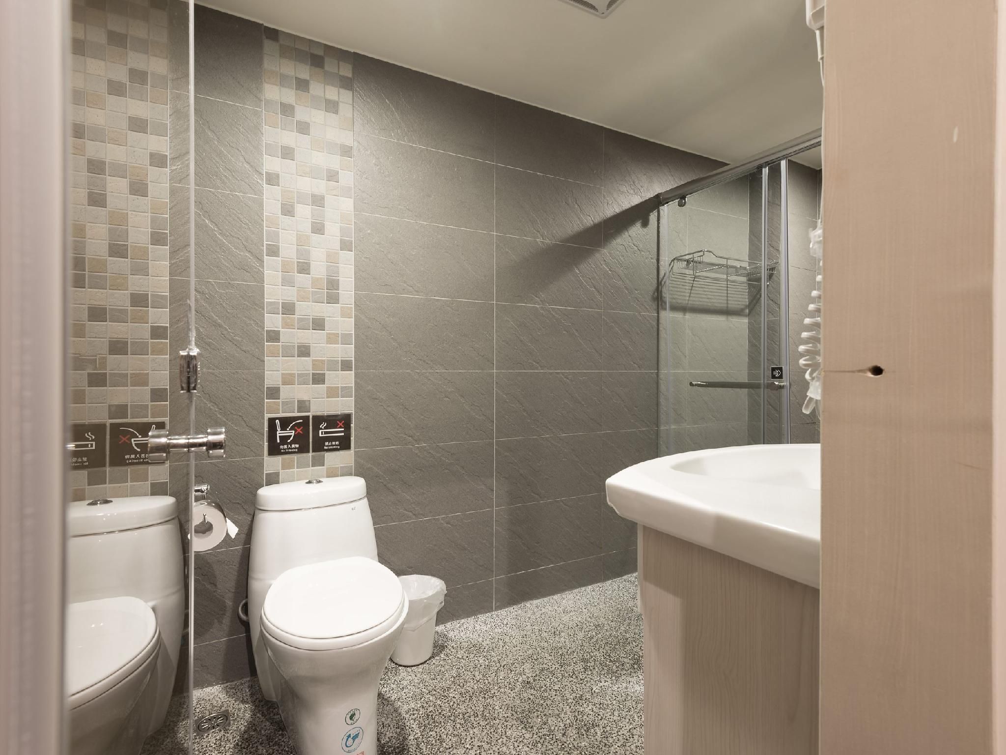 undefined Fun Inn Taipei Hostel 8