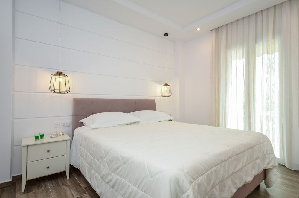 Superior Apartment, 2 Bedrooms, Kitchen, Beach View