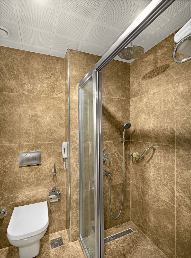 The Merlot Hotel Standard Single Room 4