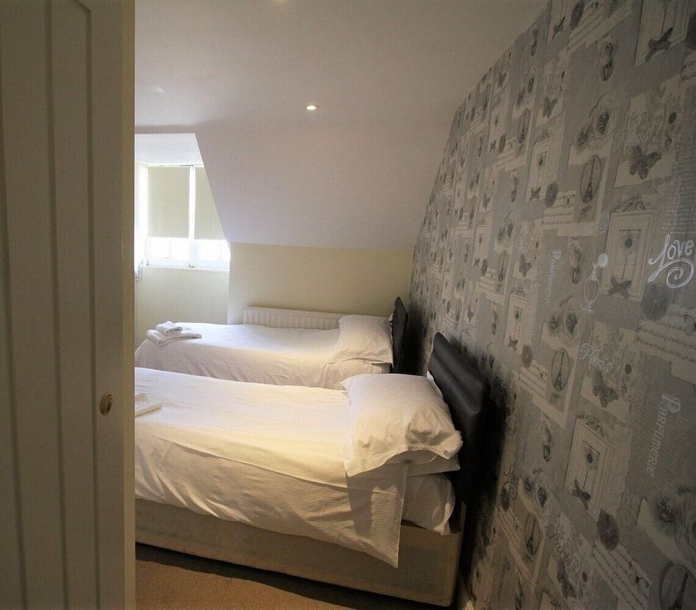 Twin Room, Ensuite