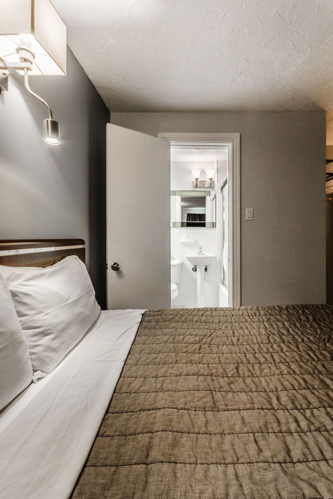 Olux Hotel Motel & Suites Standard Room, 2 Double Beds, Non Smoking 2