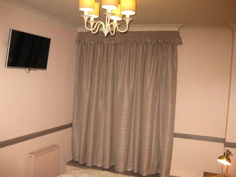 Pen Mill Hotel Deluxe Double Room, Ensuite 3