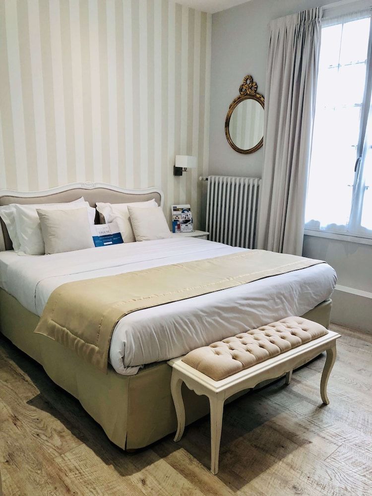 Hotel Kyriad Saumur Superior Double Room 16