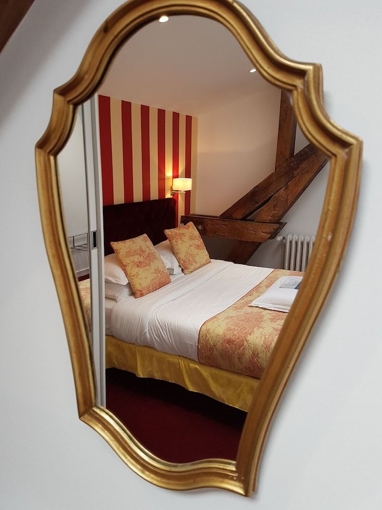 Hotel Kyriad Saumur Superior Double Room 3