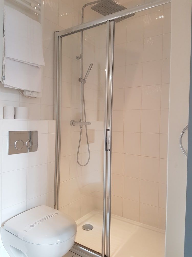 Hotel Kyriad Saumur Classic Double Room 11