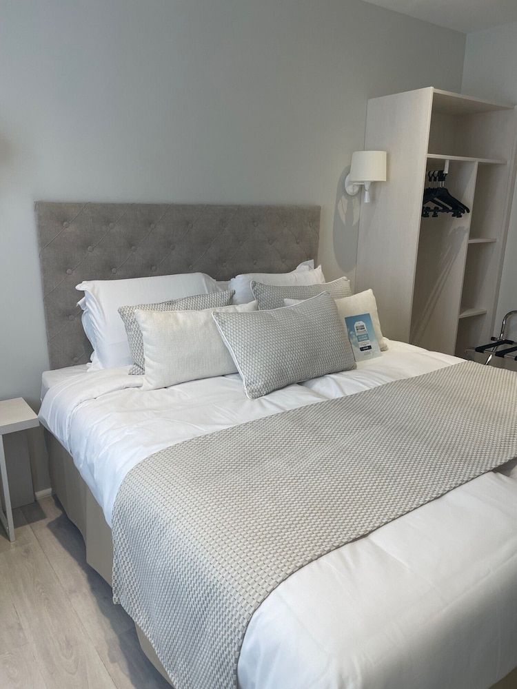 Hotel Kyriad Saumur Classic Double Room 8