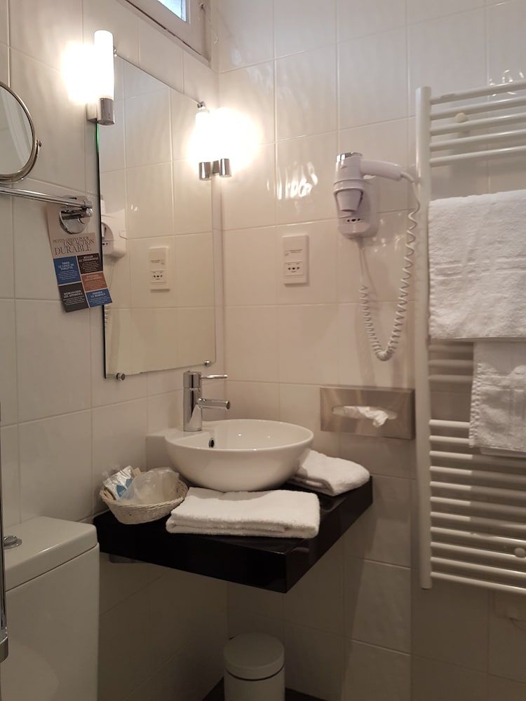 Hotel Kyriad Saumur Classic Double Room 12