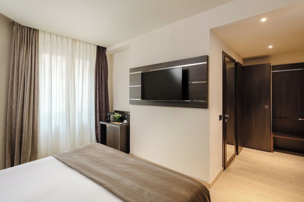 The Square Milano Duomo - Preferred Hotels & Resorts Deluxe Room 5