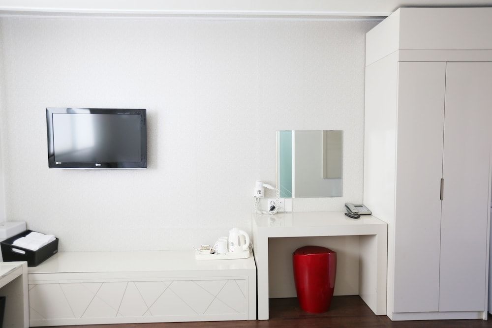 Residence Mumum Hotel Deluxe Double Room 8