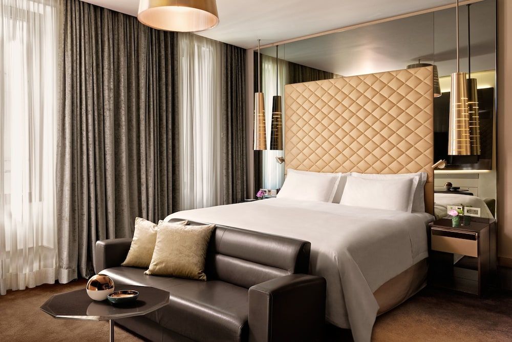 Excelsior Hotel Gallia, a Luxury Collection Hotel, Milan Premium Room, 1 King Bed
