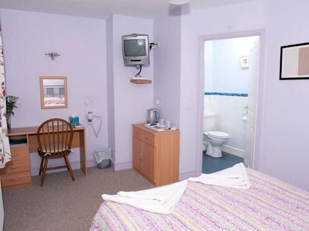 Holbrook B&B Double Room 2