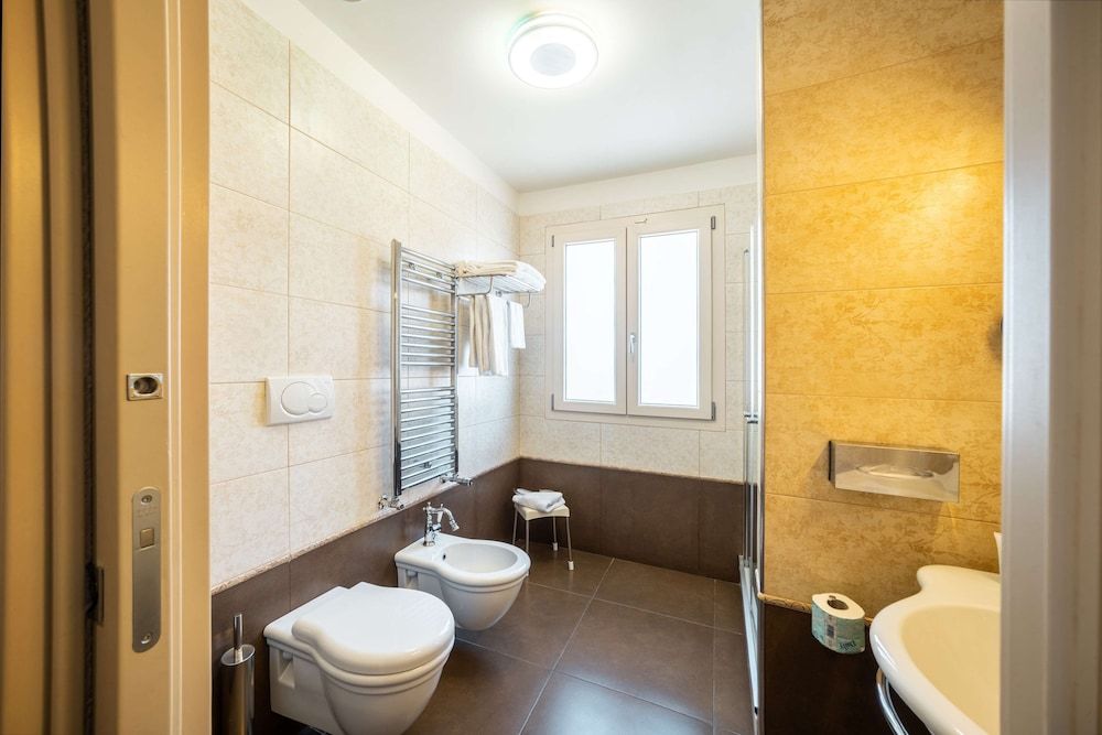 Best Western Plus Hotel Perla Del Porto Classic Room, 2 Twin Beds, Non Smoking 6