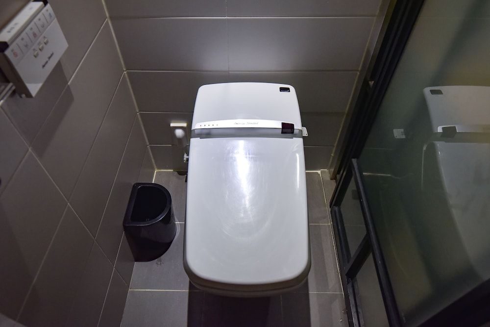 25 Hours Hotel Standard Room 13