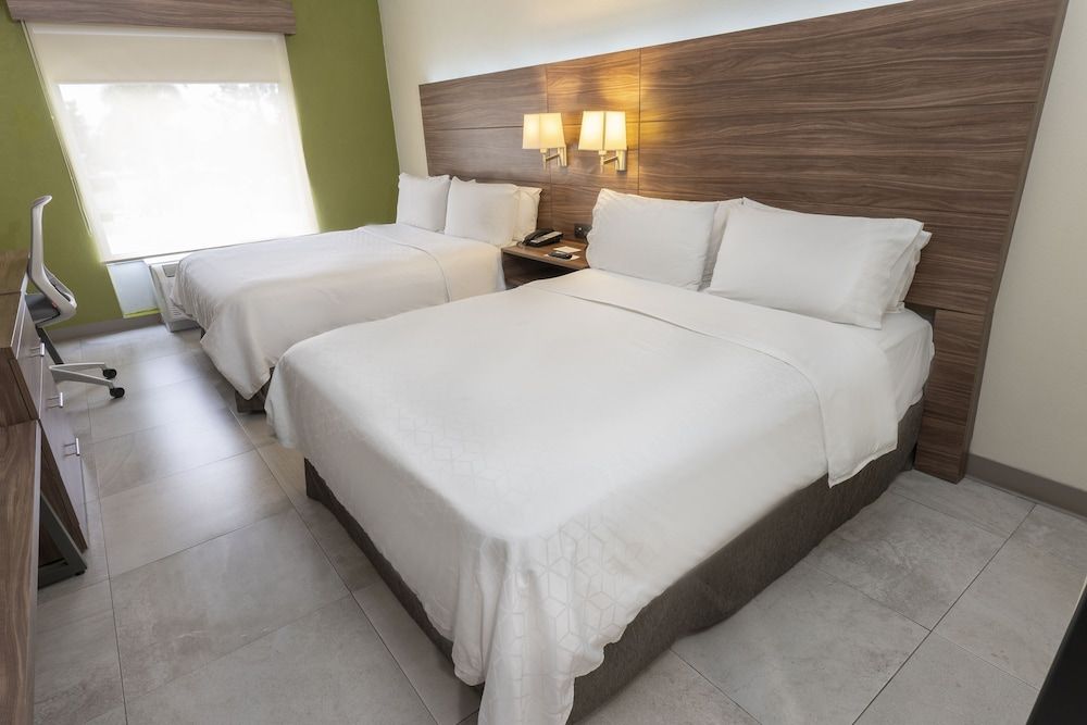 Standard Room, 2 Twin Beds, Tower (Blue Tower)