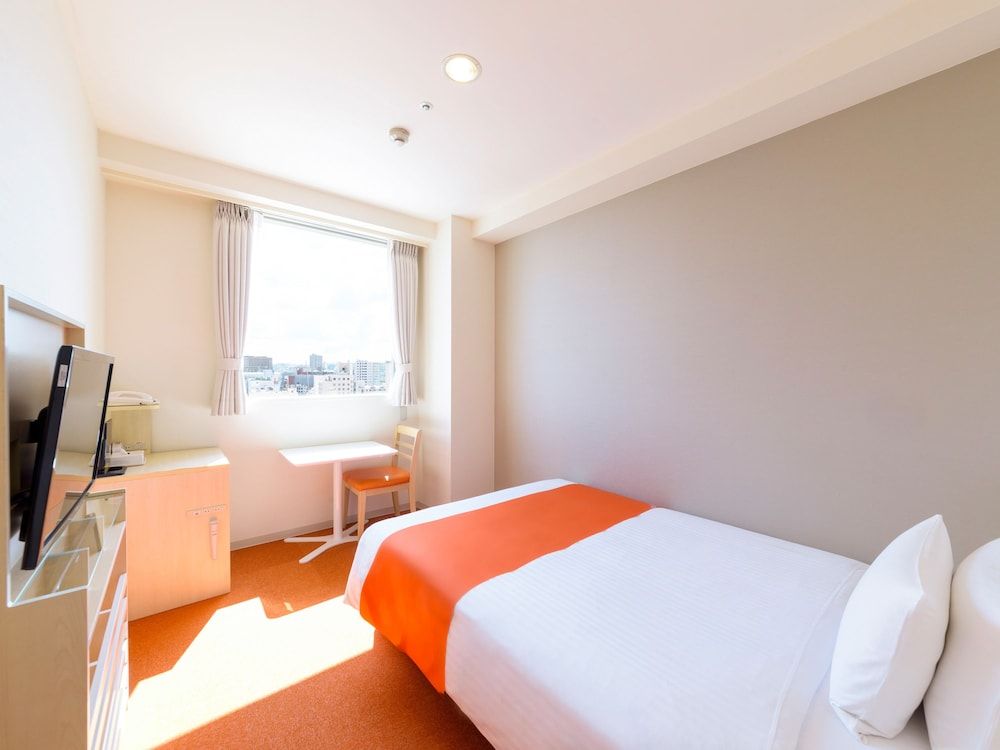 Single Room, Smoking