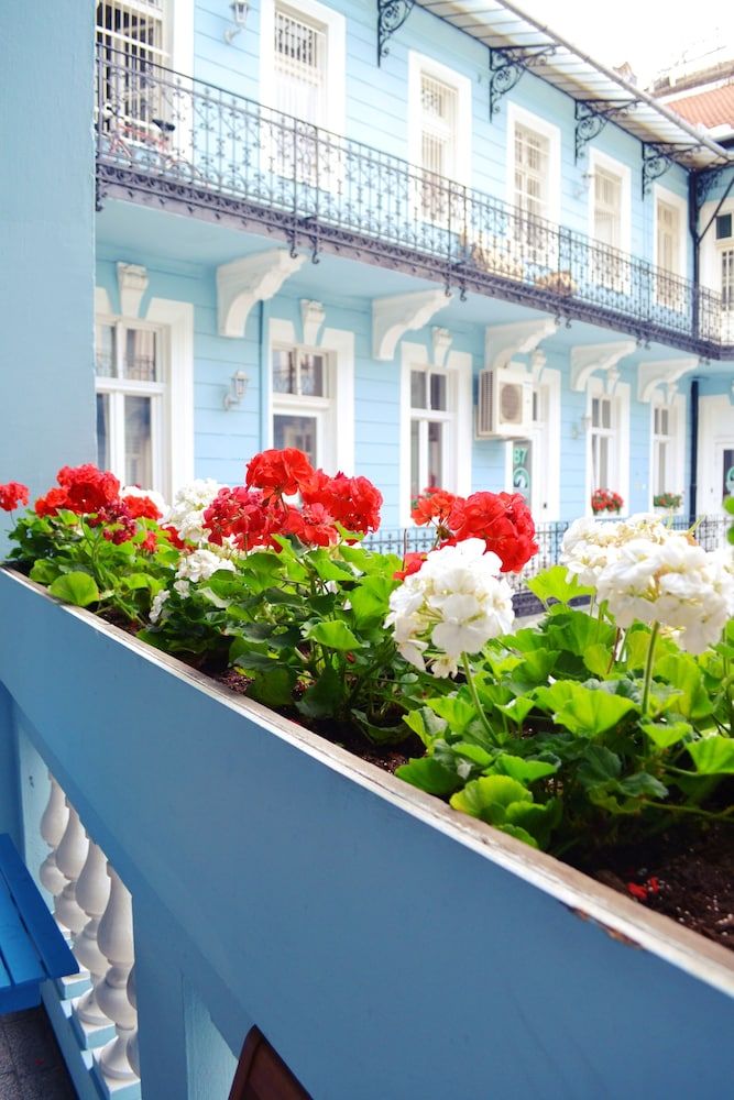 undefined Full Moon Budapest 4