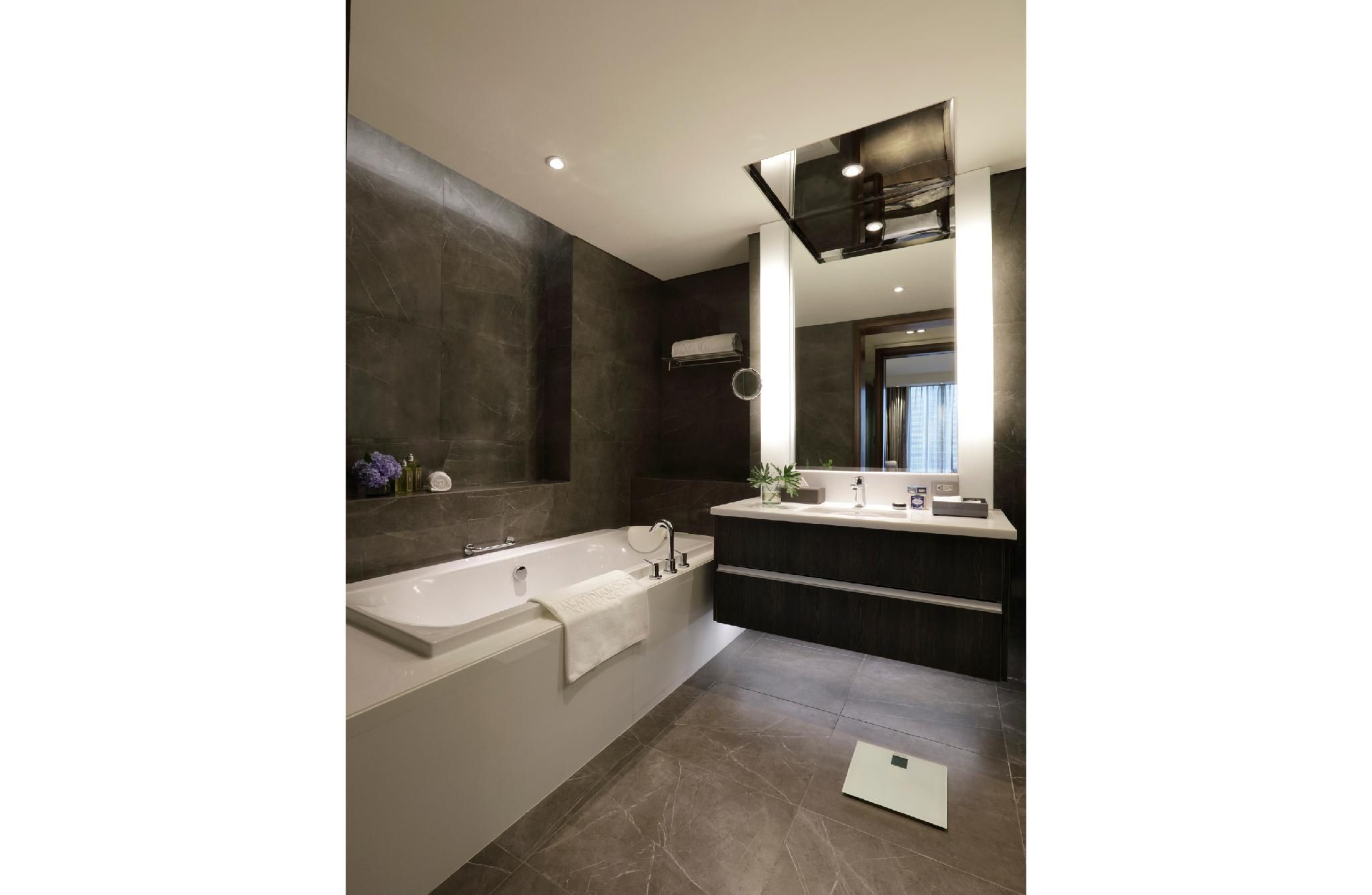 80sqm One Bedroom Suite