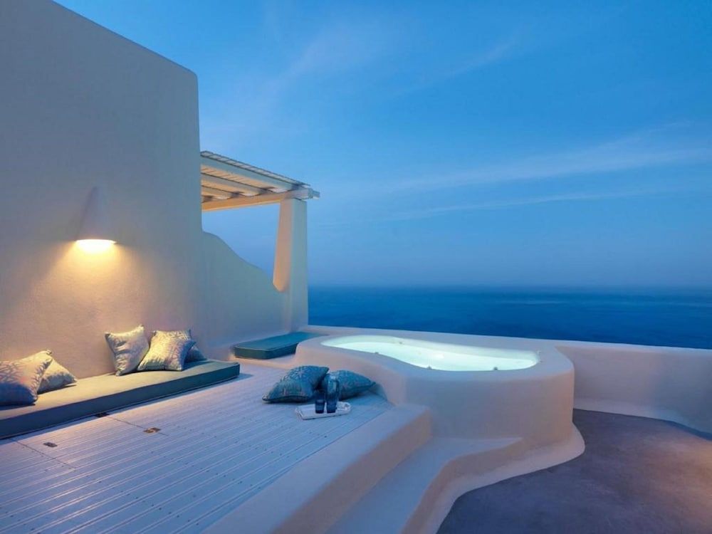 undefined Dome Santorini Resort & Spa 9