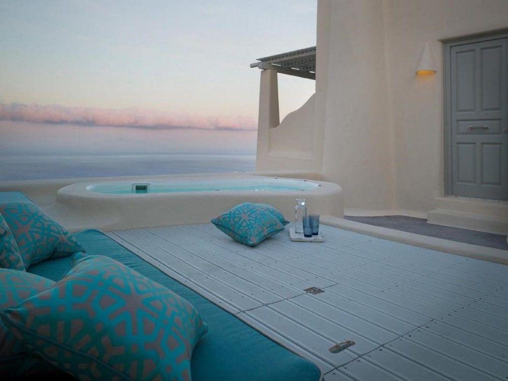 undefined Dome Santorini Resort & Spa 10