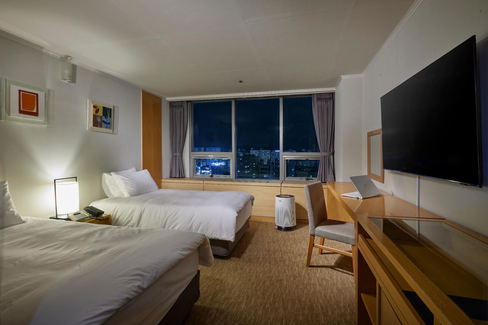 Hotel Interciti Standard Twin Room - Non-Smoking 2