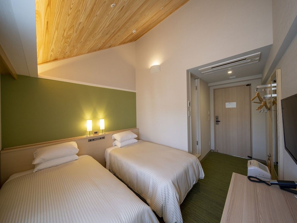 [Non Smoking] Standard Twin Room B (17 sqm)