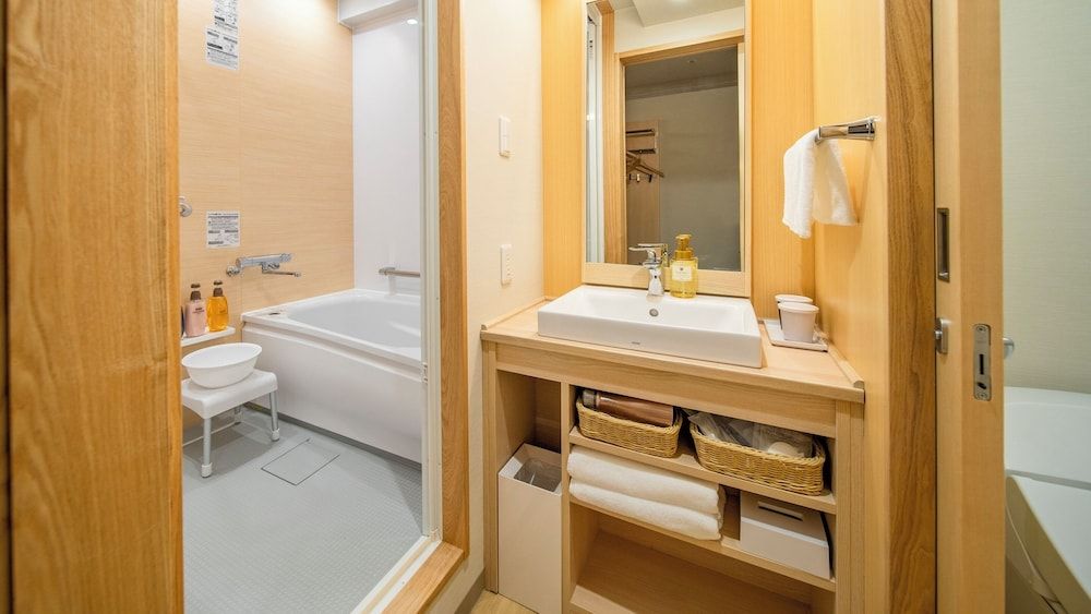 [Non Smoking] Moderate Twin Room (23 sqm)