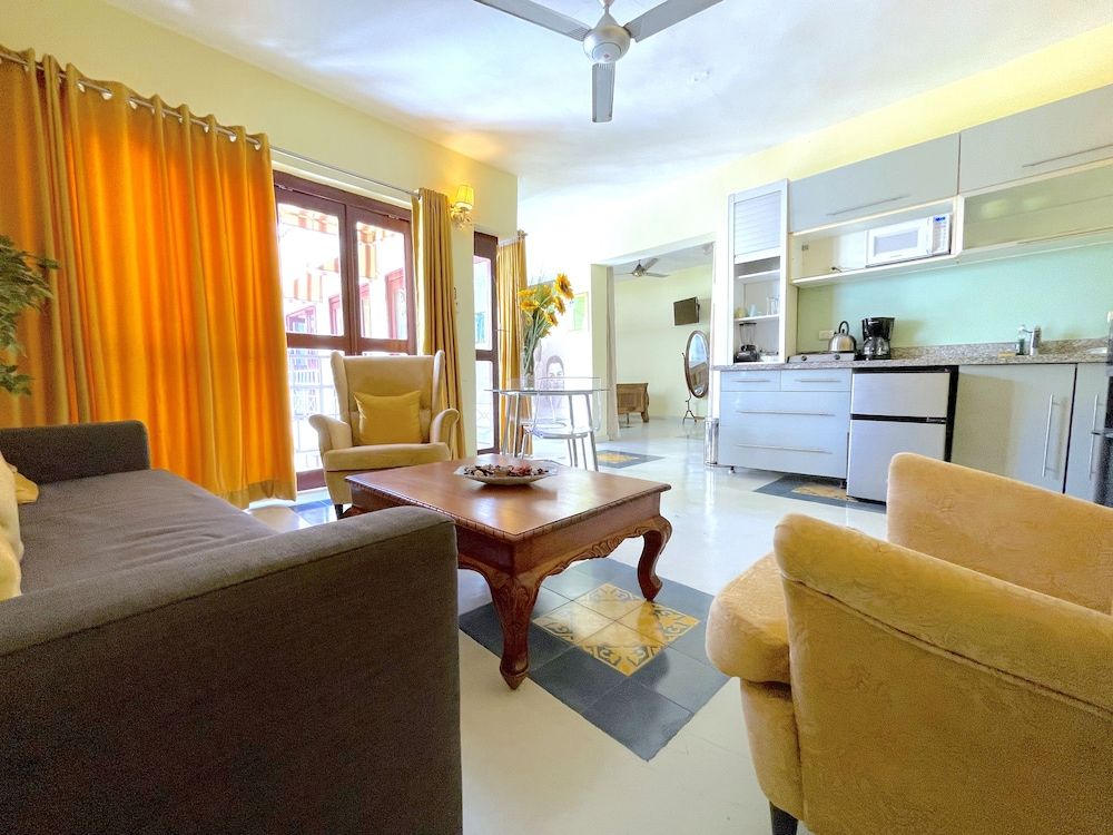 Signature Suite