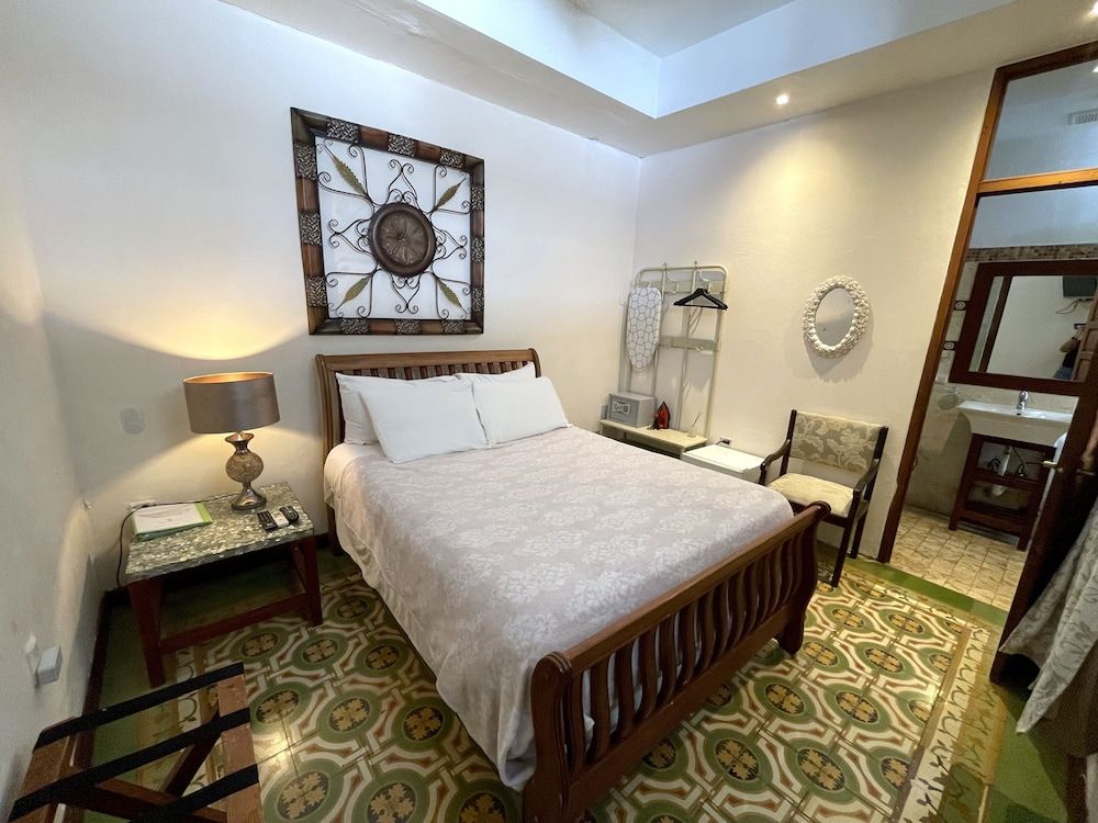Standard Double Room, Non Smoking, Private Bathroom