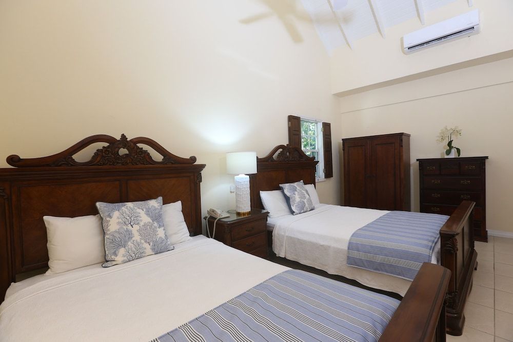 Villa Beach Cottages Deluxe Suite, 2 Bedrooms, Balcony
