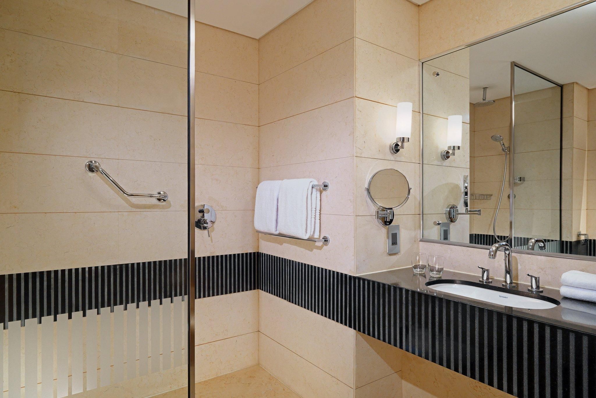 Deluxe Room, Twin, Deluxe Guest room, 2 Queen
