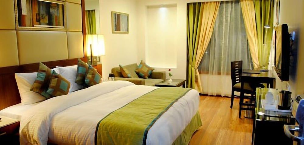 undefined Hotel Libra 2