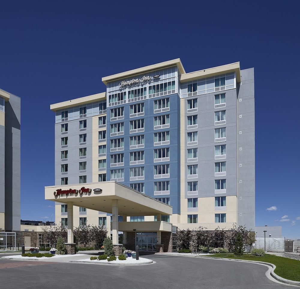 undefined Hampton Inn by Hilton Calgary Airport North 2