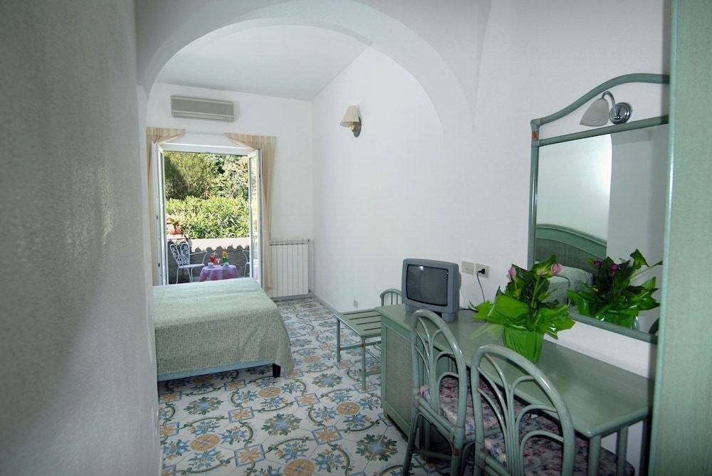 Economy Double or Twin Room (Spa Access)