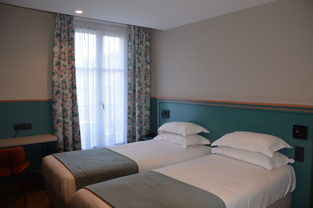 undefined Hotel Montcalm