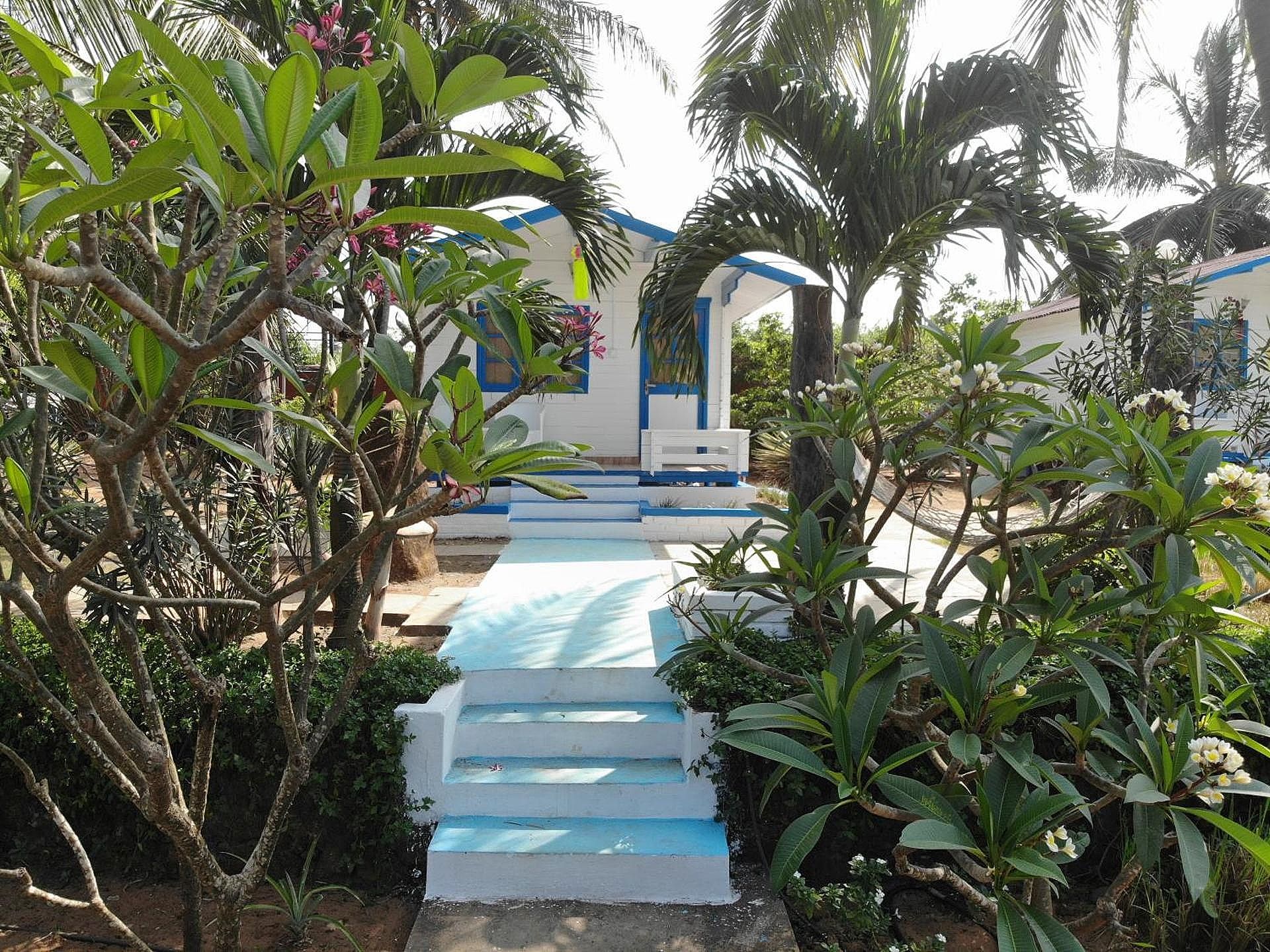 undefined Paradise Village Beach Resort 7
