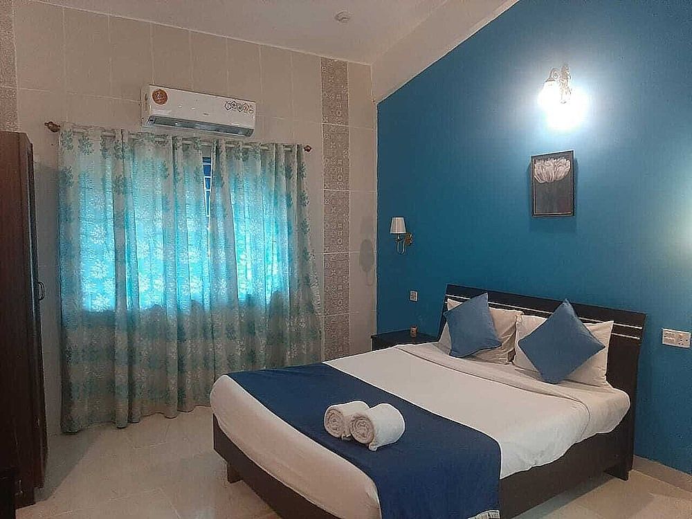 Suite, 1 King Bed