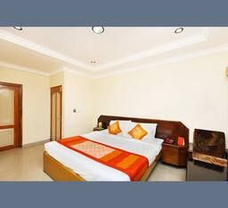 Hotel Gurupriya Executive Room 17