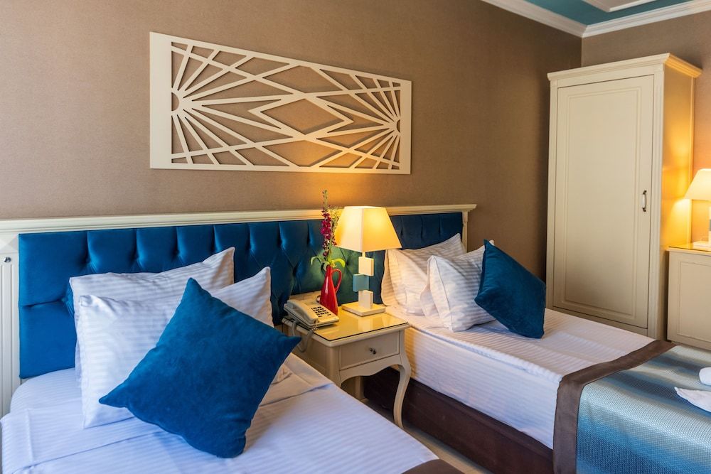 Viva Deluxe Hotel Standard Double Room 2