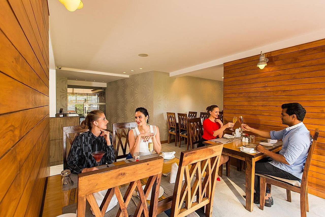 Food & Dining