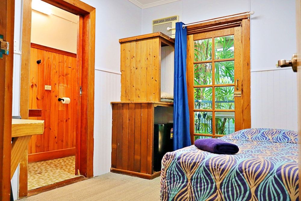 Brisbane Manor Hotel