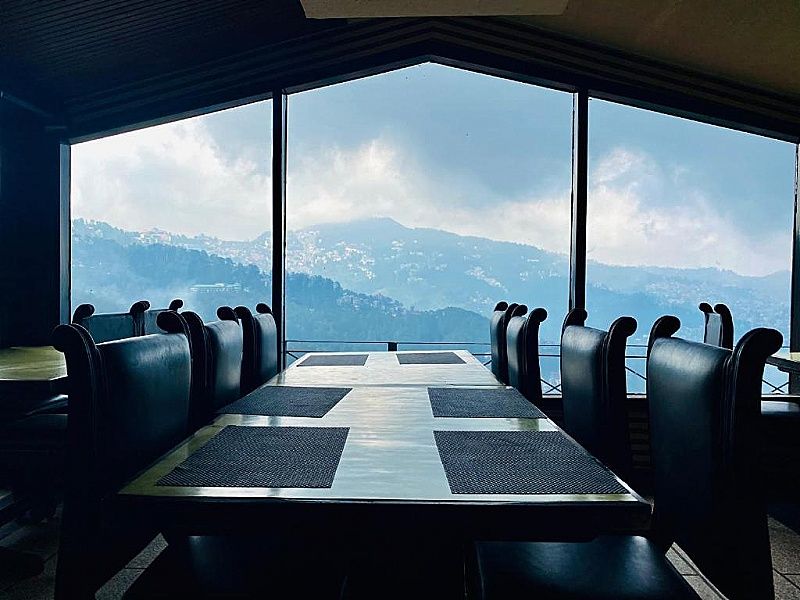 Food & Dining
