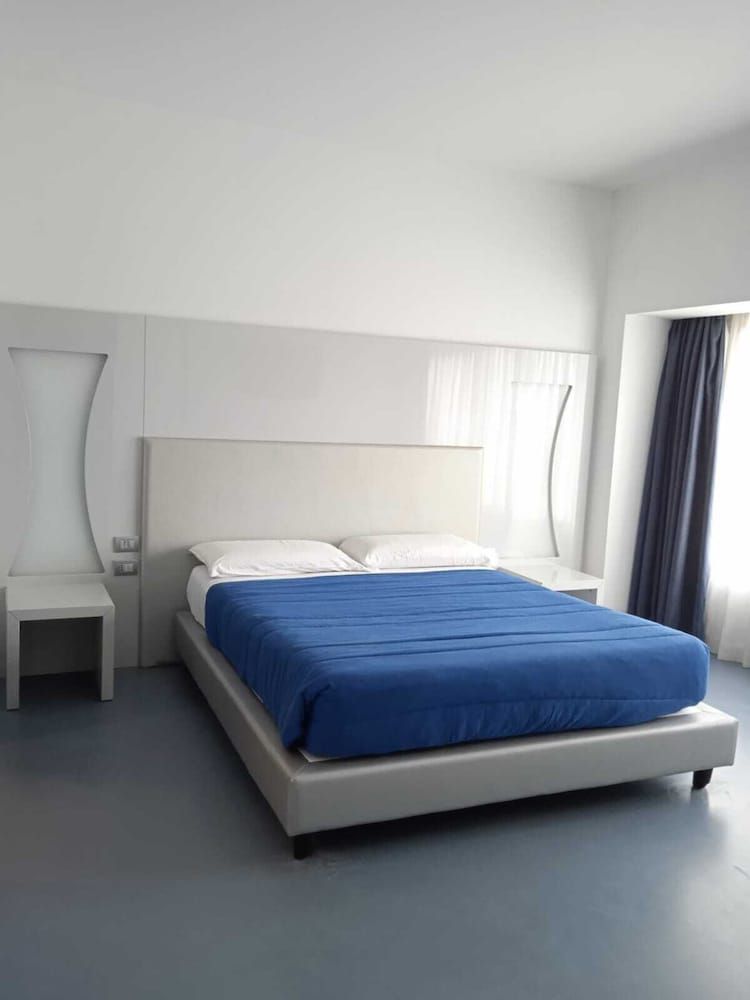 Hotel Poseidon Executive Double Room, 1 Double or 2 Twin Beds 2