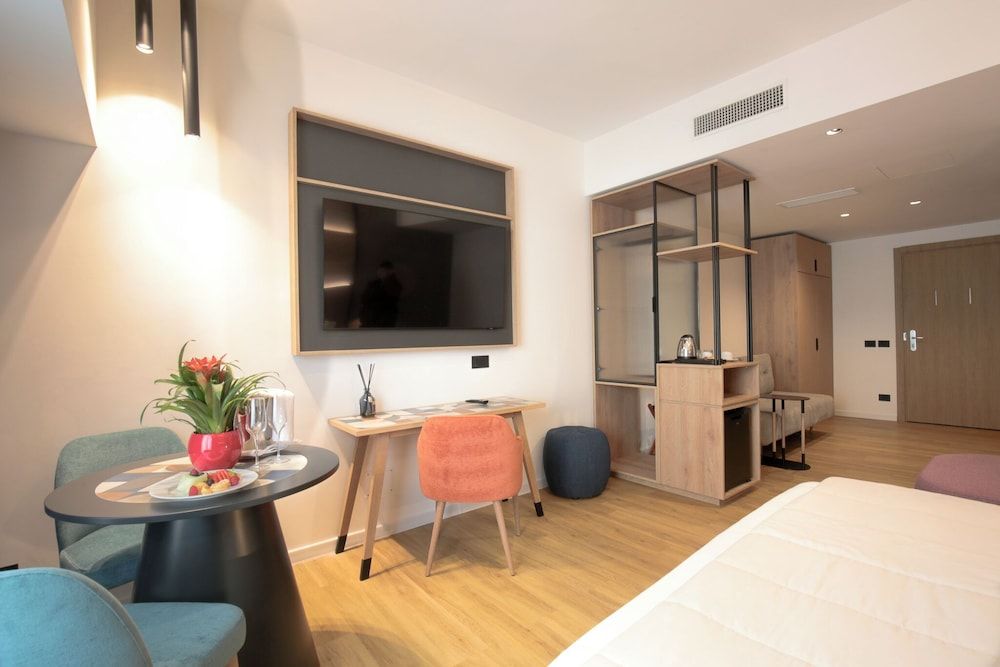 Hotel Poseidon Executive Double Room, 1 Double or 2 Twin Beds 10