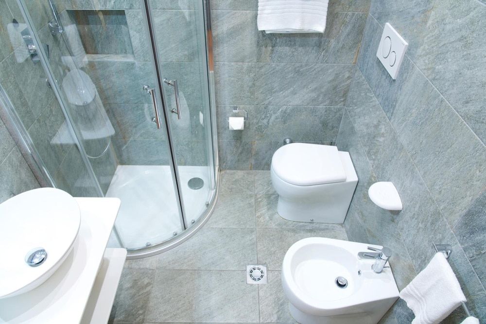 Hotel Mec Twin Room 13