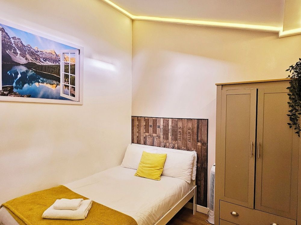 Economy Single Room