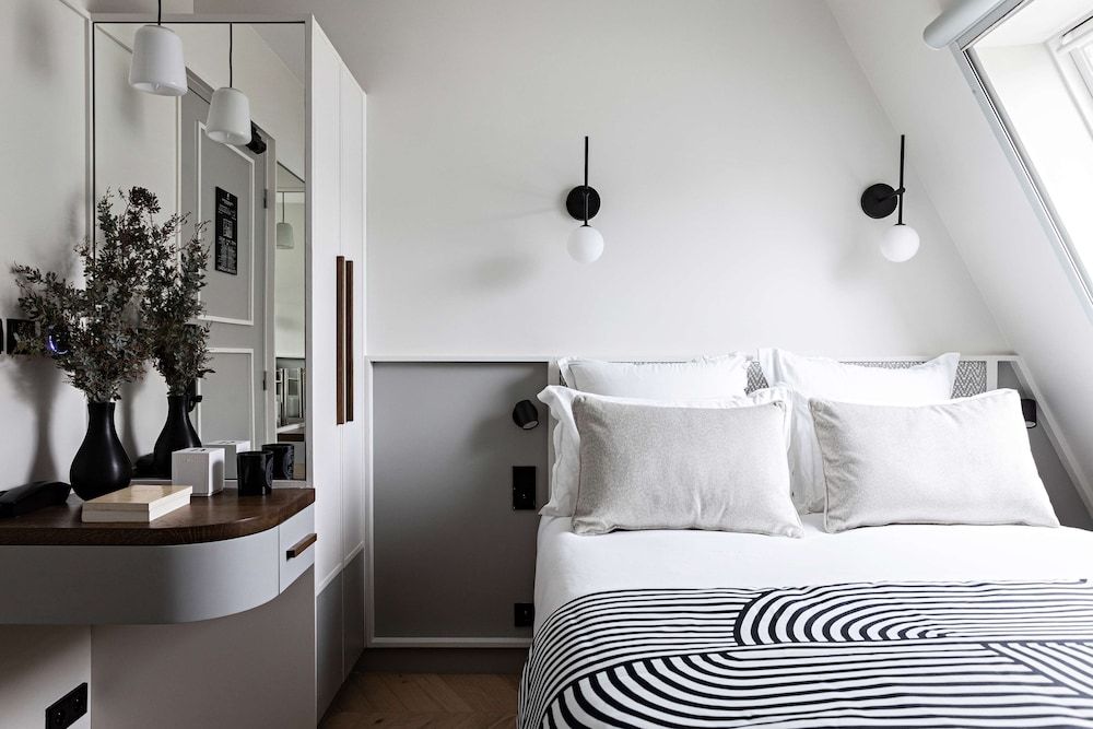 Classic Room, 1 Double Bed, Non Smoking (Shower Only)