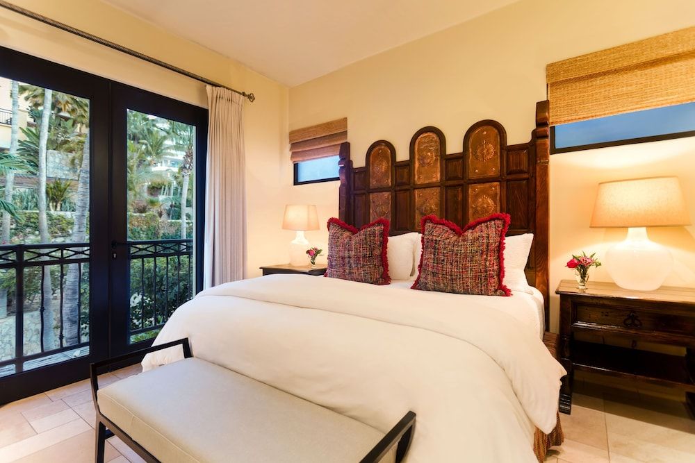 Hacienda Beach Club & Residences Villa, 4 Bedrooms, Beachfront 3