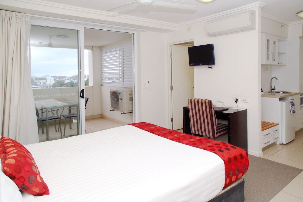Cairns Central Plaza Apartment Hotel Studio, 1 Queen Bed